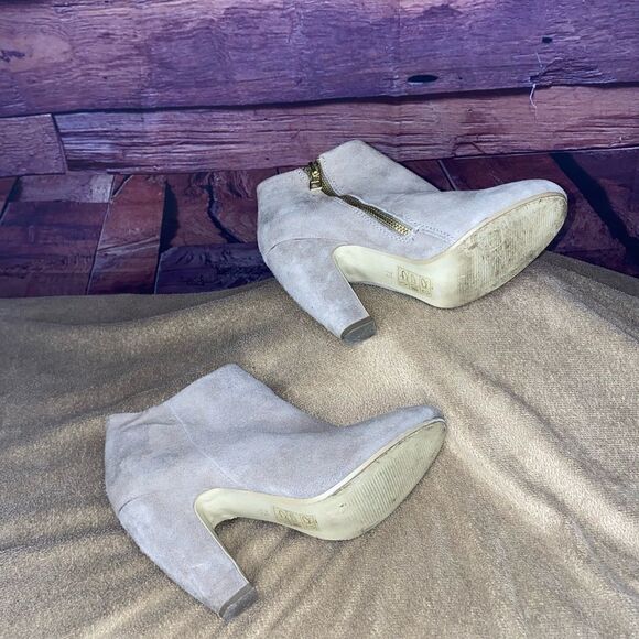 Penelope women’s heeled shoes sized 7.5 - Picture 5 of 9